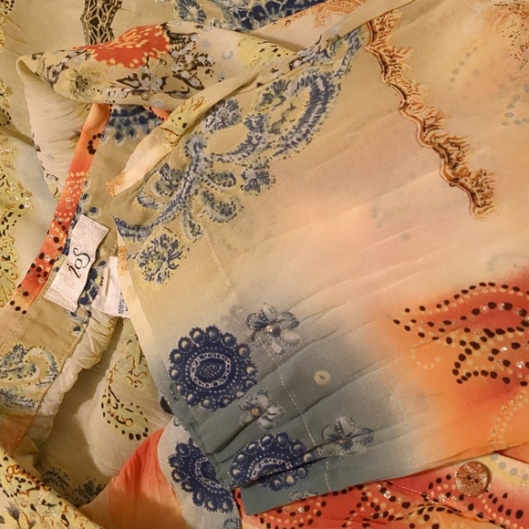 IOS gorgeous button down tunic size M - Picture 16 of 16